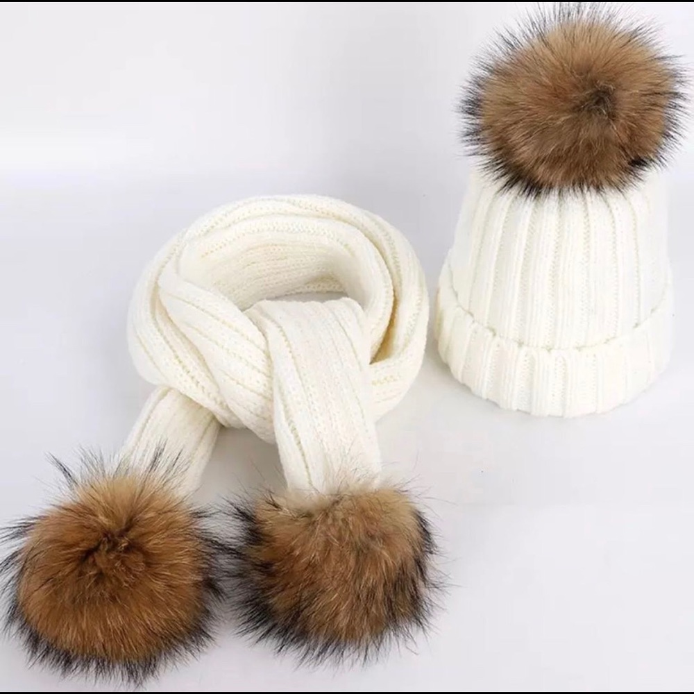 Hat and scarf set